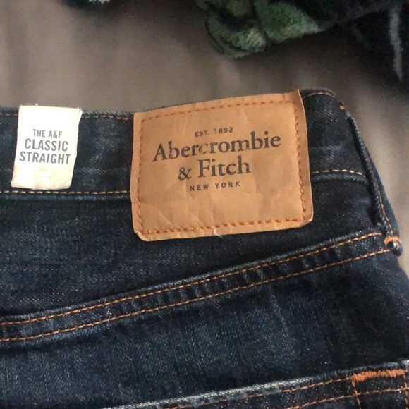 Abercrombie and Fitch Vintage Classic Straight Distressed Jeans - Picture 7 of 9